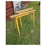 Pair adjustable folding saw horses