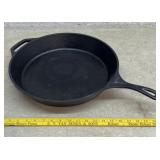 Lodge 14ï¿½ Cast Iron Skillet