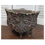 Footed north wind design ornate planter - heavy