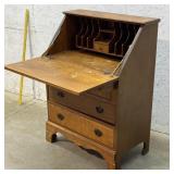 3 Drawer Drop Front Desk 28/16/39