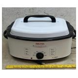 Aroma 12 Quart Roaster Oven