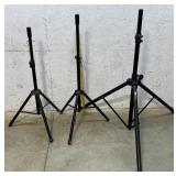3 Tripods/ adjustable