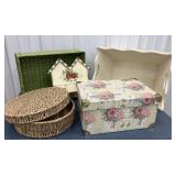 Lot of baskets and accessories