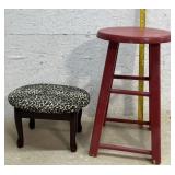 2 Stools