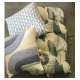 Pillows, seat cushion