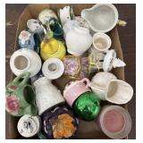 Menagerie box creamersx sugar dishes small vases