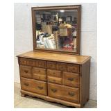 6 Drawer Dresser w/mirror 49/18/32 needs Cleaning