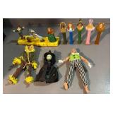 Wizard of Oz Pez and other  OZ misc