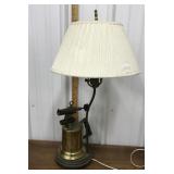 Unique bras lamp