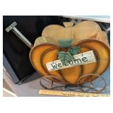 Pumpkin welcome wagon