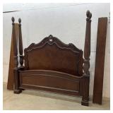 King Size Pineapple Poster Bed w / removable