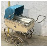 Mid- Century carriage / Stroller