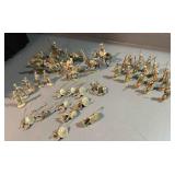 Vintage/Old lead Roman soldiers and horses canon