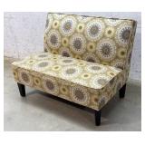 Entry settee approx. 44x31x35 * ink spot