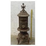 The Hessler Oak Stove / Syracuse NY