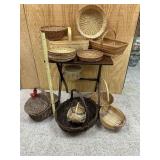 11 different baskets and 7 paper plate holders