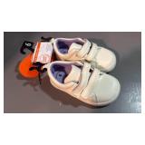 Brand new/tags size 6 win cas adaptive ivory