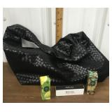 Purse, perfumes *new