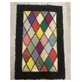 Vintage hooked rug approx 33.5ï¿½ x 21.5ï¿½.  Diamond
