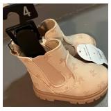 Brand new/tags size 4 easy on/off non-marketing