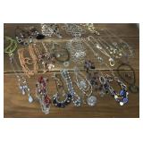 Necklace & earring sets