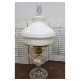 Aladdin kerosene lamp / Cased glass shade - this