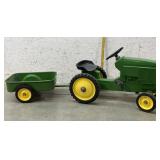 ERTL John Deer Pedal Tractor & Trailer