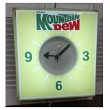 Mountain Dew clock / light - clock untested - the