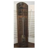 Lashs Bitters thermometer