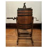 Antique Standard No. 1 5 Gallon Churn