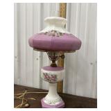 BEAUTIFUL Gone with the wind hurricane lamp -