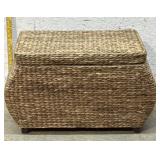Wicker Lift-Top Stool 29/14/17