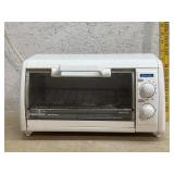 Black & Decker Toast-R-Oven / works - pick up in