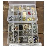 Necklaces, bracelets earrings etc *most earrings