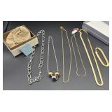 Pretty stainless steel necklaces and bracelet -