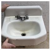 Cast Iron Sink 20/20/10