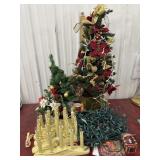 Christmas decor trees* need bulbs, window