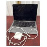 MacBook Pro Apple M1 8GB **needs Hard reset