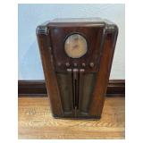 Antique Silvertone Shortwave Radio Untested
