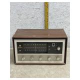 Westinghouse Solid State Am/Fm Radio- pick up in