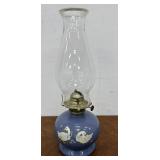 Retro Grandmas goose pattern oil lamp