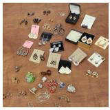 Earrings clip and pierce