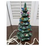 Small light up ceramic Christmas tree - has a
