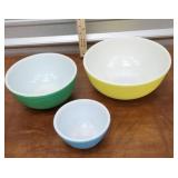 3 Pyrex Bowls Primary Colors