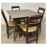 Owego Stakmore Table & 4 Chairs (folding)