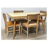 Mid-Century Table w/4 Chairs 50/34/30