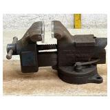 Erie Tool Works 4' Table Vise