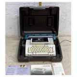 Coronamatic 2200 Electric  Typewriter - works