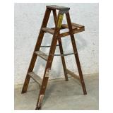 Davidson 4ft Wooden Folding Step Ladder