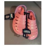Brand new/tags womenï¿½s size 4 rugged shark, the